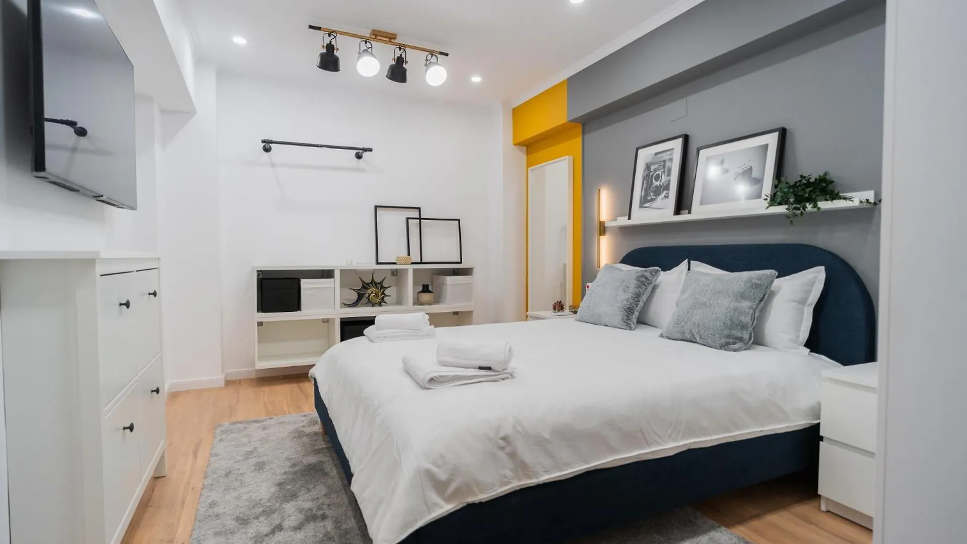 Urban Pearl - Old Town - Unique 4Br/3Ba Apartment Bucharest