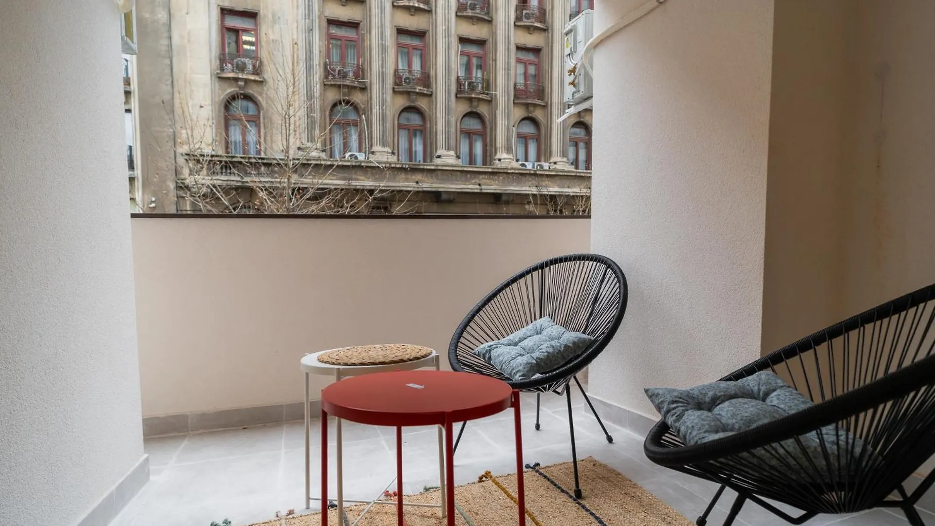 Urban Pearl - Old Town - Unique 4Br/3Ba Apartment Bucureşti România